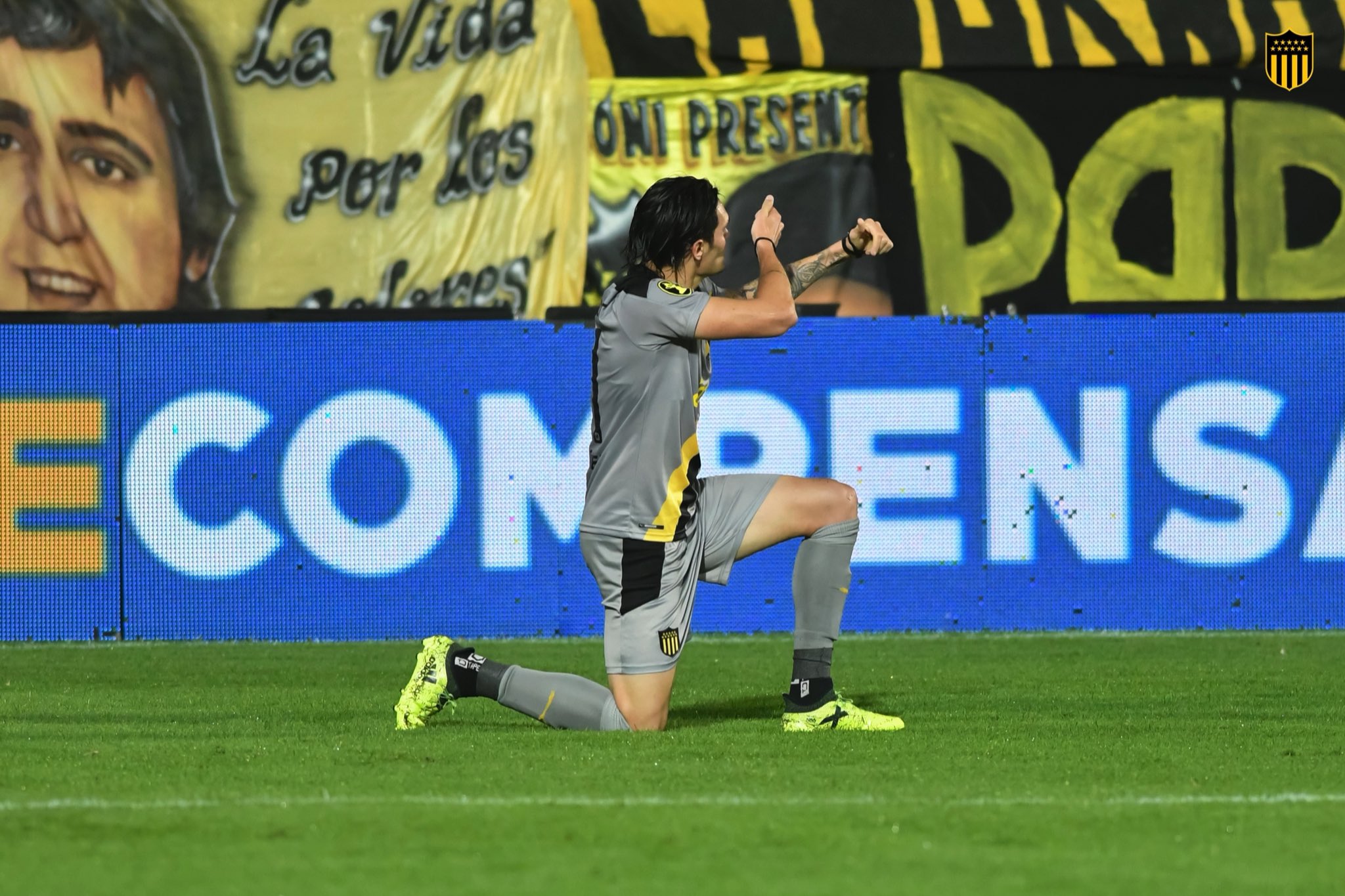 Rubén Bentancourt com a camisa do Peñarol