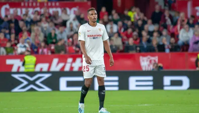 meio-campista-fernando-prolonga-seu-acordo-com-o-sevilla-Futebol-Latino-05-01