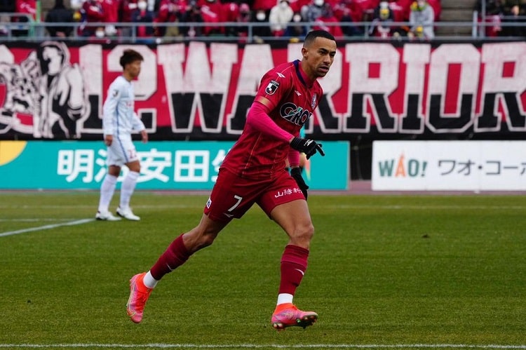 defendendo-invencibilidade-tiago-alves-analisa-confronto-na-j-league-2-Futebol-Latino-11-03