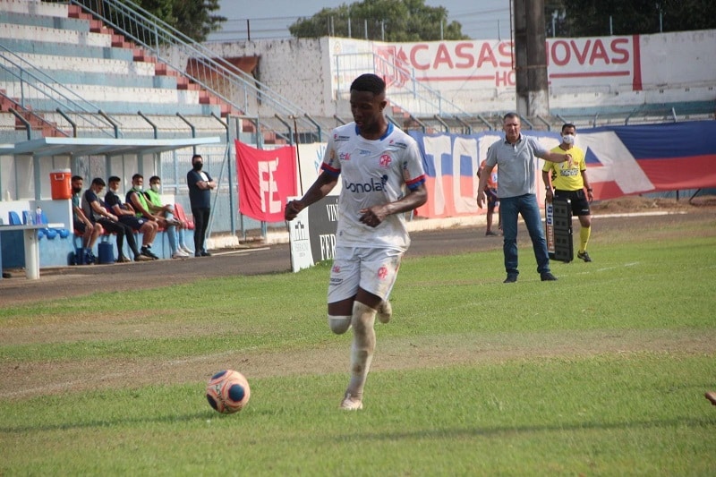 clube-da-grecia-se-interessa-por-avante-formado-no-bahia-Futebol-Latino-26-04