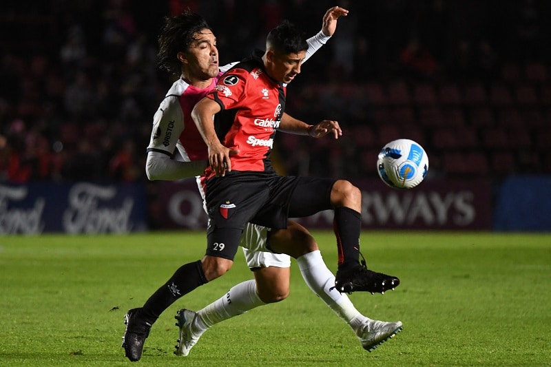 marcelo-moreno-volta-a-marcar-na-libertadores-apos-14-anos-Futebol-Latino-05-05