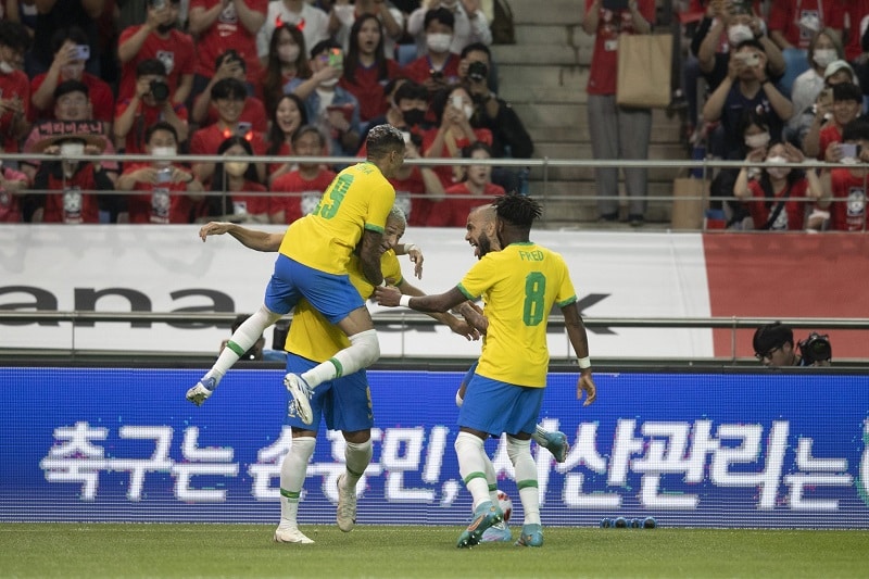 brasil-coreia-do-sul-futebol-latino-lance-02-06