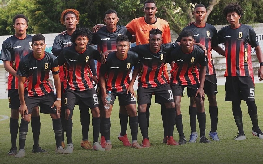 ex-manchester-united-cria-seu-proprio-clube-na-america-do-sul-Futebol-Latino-06-07