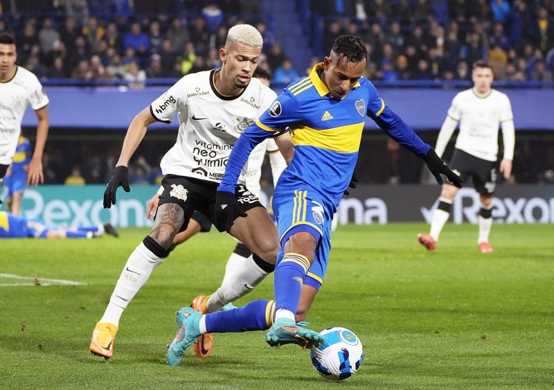 pelo-terceiro-ano-seguido-boca-juniors-cai-diante-de-time-brasileiro-Futebol-Latino-06-07