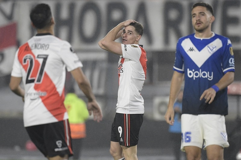 river-plate-nao-caia-nas-oitavas-da-libertadores-ha-seis-anos-Futebol-Latino-06-07