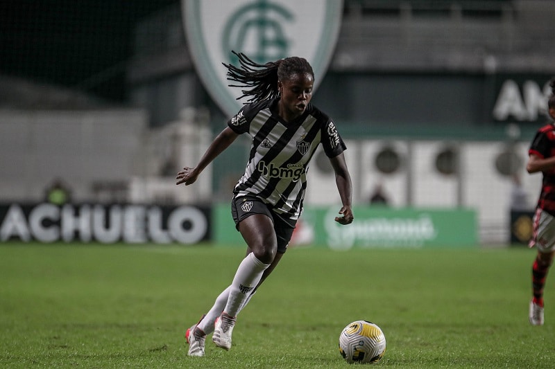 yisela-cuesta-fala-sobre-primeiras-impressoes-no-atletico-mg-Futebol-Latino-20-07