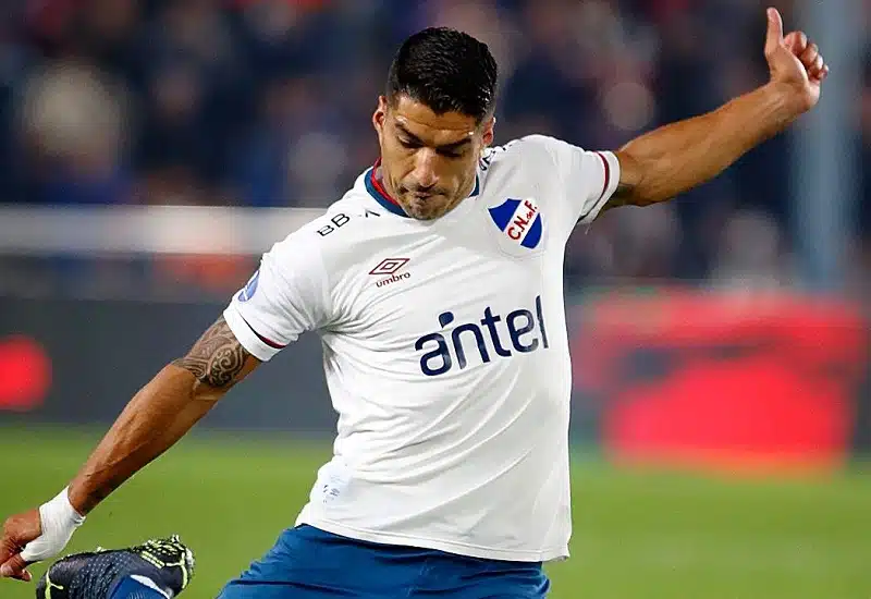 os-numeros-de-suarez-em-jogo-que-marcou-retorno-ao-nacional-Futebol-Latino-03-08