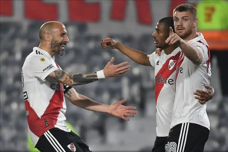 river-plate-platense-e-garante-presenca-na-libertadores-2023-Futebol-Latino-13-10