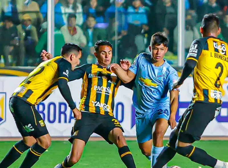 the-strongest-e-bolivar-fazem-classico-alucinante-de-oito-gols-Futebol-Latino-13-10