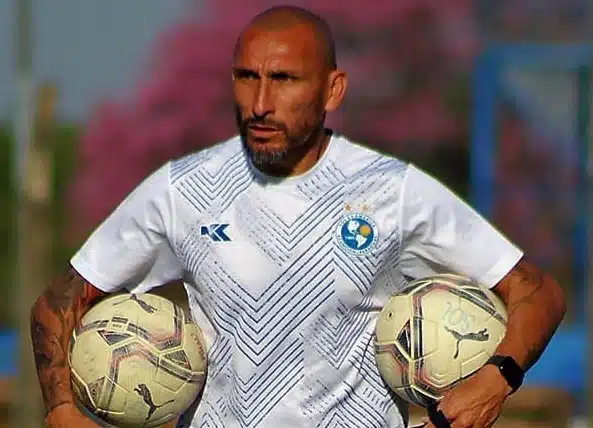 guinazu-e-demitido-do-comando-tecnico-de-clube-no-paraguai-Futebol-Latino-09-11