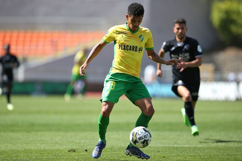 vitinho-busca-grandes-feitos-com-o-mafra-na-taca-da-liga-Futebol-Latino