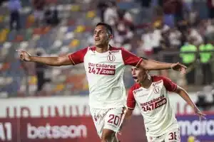 Alex Valera - Universitario