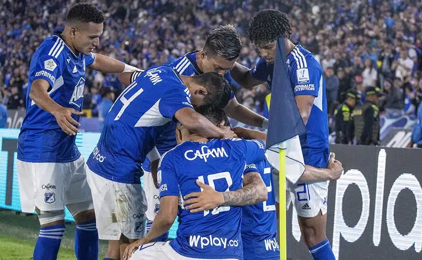 com-estreia-de-beckham-millonarios-vence-no-colombiano-Futebol-Latino-23-03