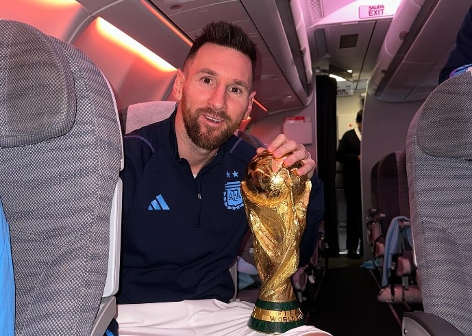jantar-de-messi-em-buenos-aires-mobiliza-verdadeira-multidao-Futebol-Latino