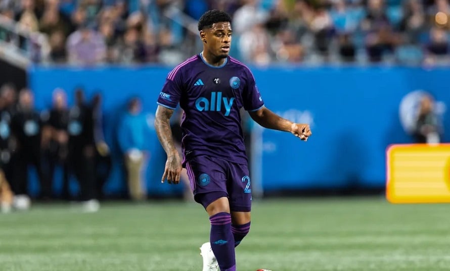 na-mls-ex-internacional-estreia-mais-de-um-ano-apos-contratacao-Futebol-Latino