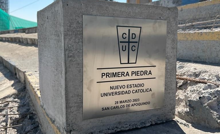universidad-catolica-realiza-cerimonia-de-momento-historico-Futebol-Latino