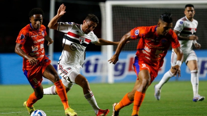 sao-paulo-puerto-cabello-futebol-latino-lance-18-04