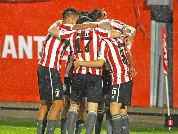 Estudiantes-de-La-Plata