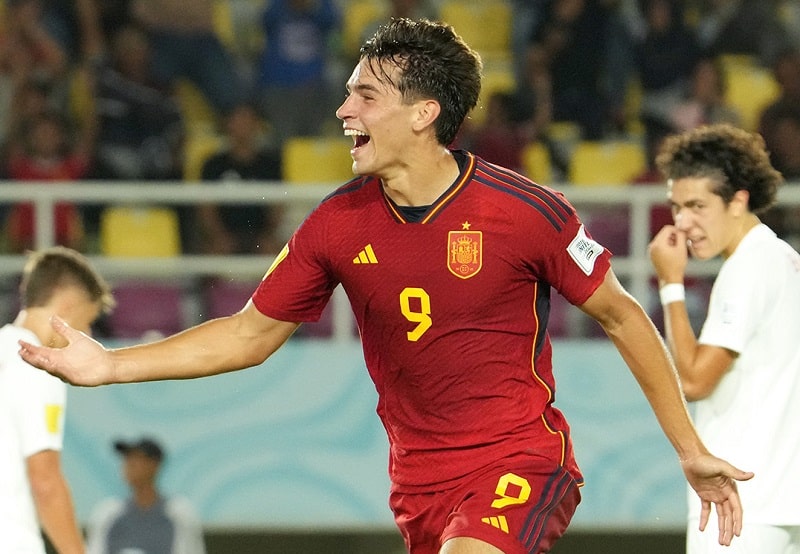 Spain dominates Canada, debuts by winning the U17 World Cup