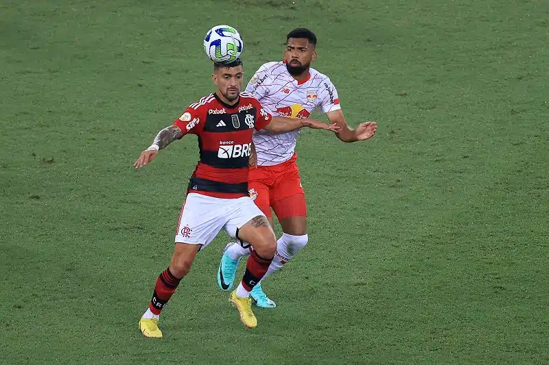 flamengo-bragantino-brasileirao-futebol-latino-23-11