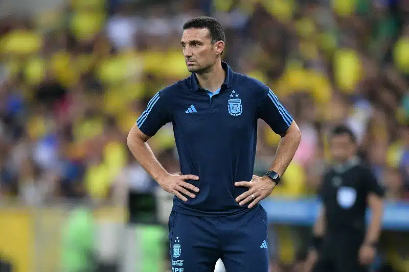 lionel-scaloni-surpreende-e-indica-saida-da-selecao-argentina-futebol-latino