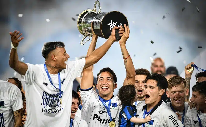 imponente-liverpool-bate-de-novo-penarol-e-fatura-o-uruguaio-futebol-latino-16-12