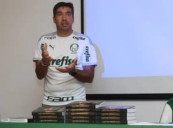 palmeiras-emite-comunicado-sobre-reuniao-com-abel-ferreira-futebol-latino