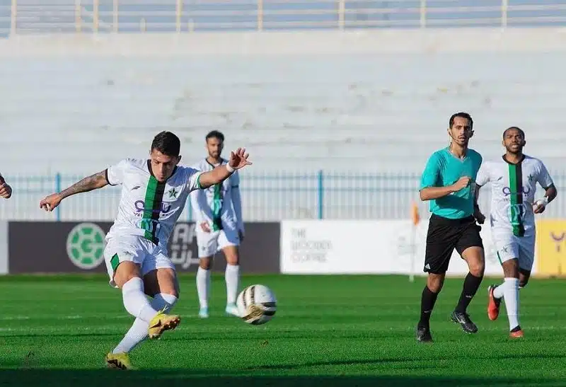 alan-carius-vibra-com-marca-alcancada-na-arabia-saudita-futebol-latino-24-001