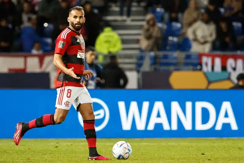 internacional-e-persistente-na-contratacao-de-thiago-maia-futebol-latino-23-01