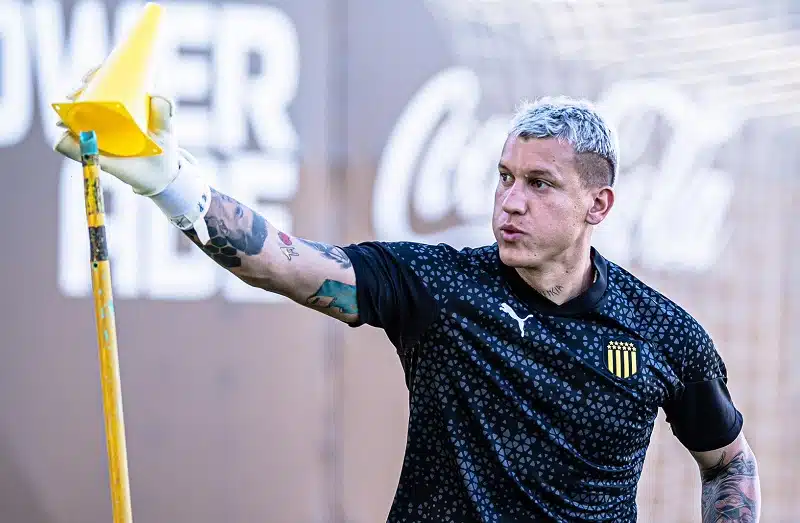 penarol-oficializa-chegada-de-nome-que-estava-no-america-mg-futebol-latino-13-01