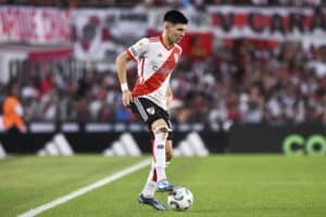 nome-surgido-no-river-plate-desperta-interesse-do-barcelona-futebol-latino-28-02