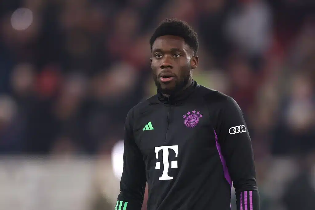 alphonso-davies-nao-deve-renovar-com-o-bayern-de-munique-futebol-latino-28-03