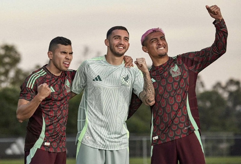 mexico-inova-no-lancamento-de-novos-uniformes-futebol-latino-15-03