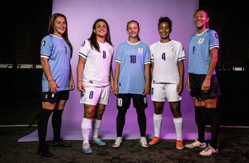 uruguai-promove-acao-importante-no-dia-internacional-da-mulher-futebol-latino-08-03