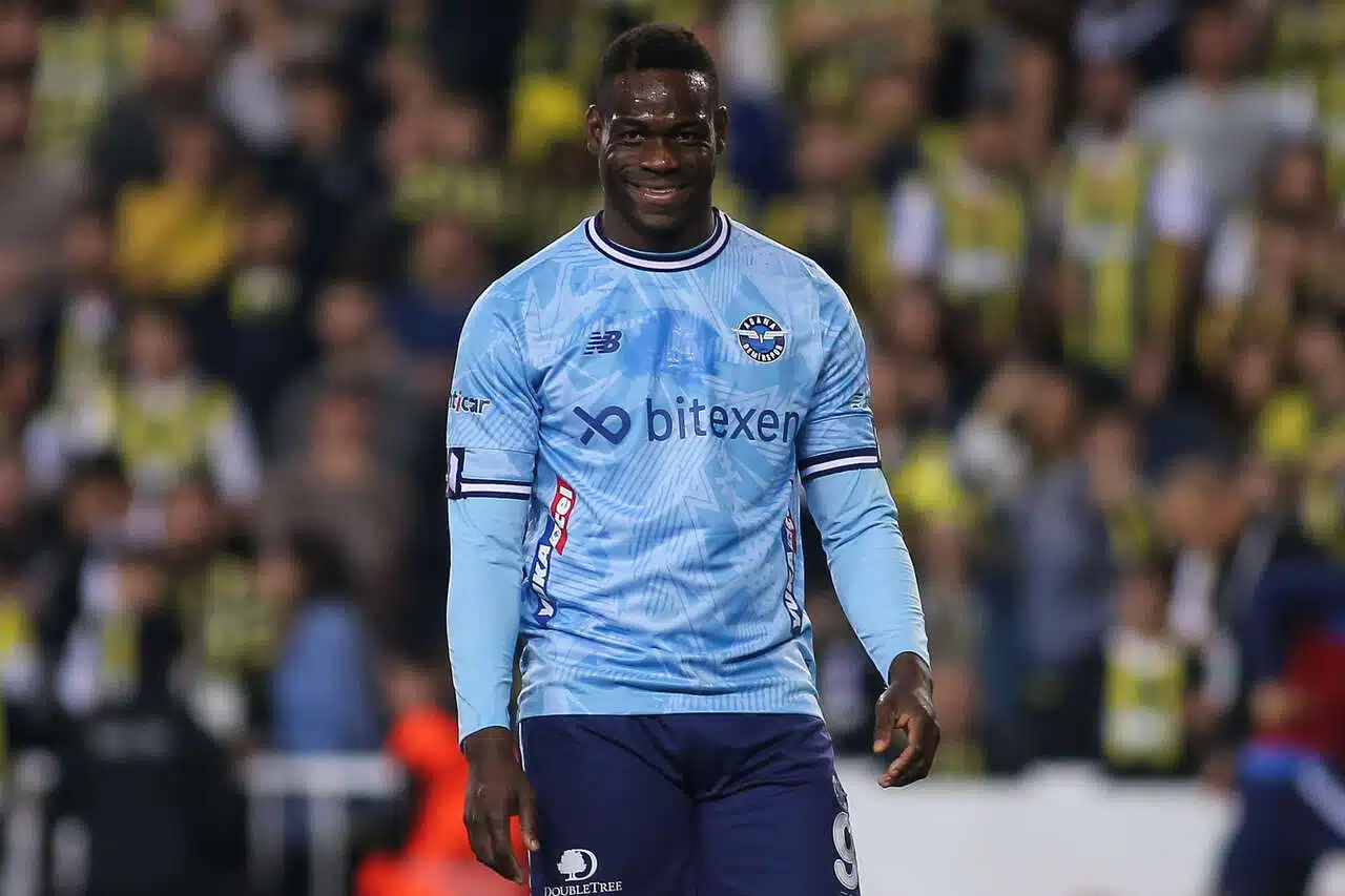 balotelli-afirma-ter-sonho-de-jogar-no-boca-juniors-futebol-latino