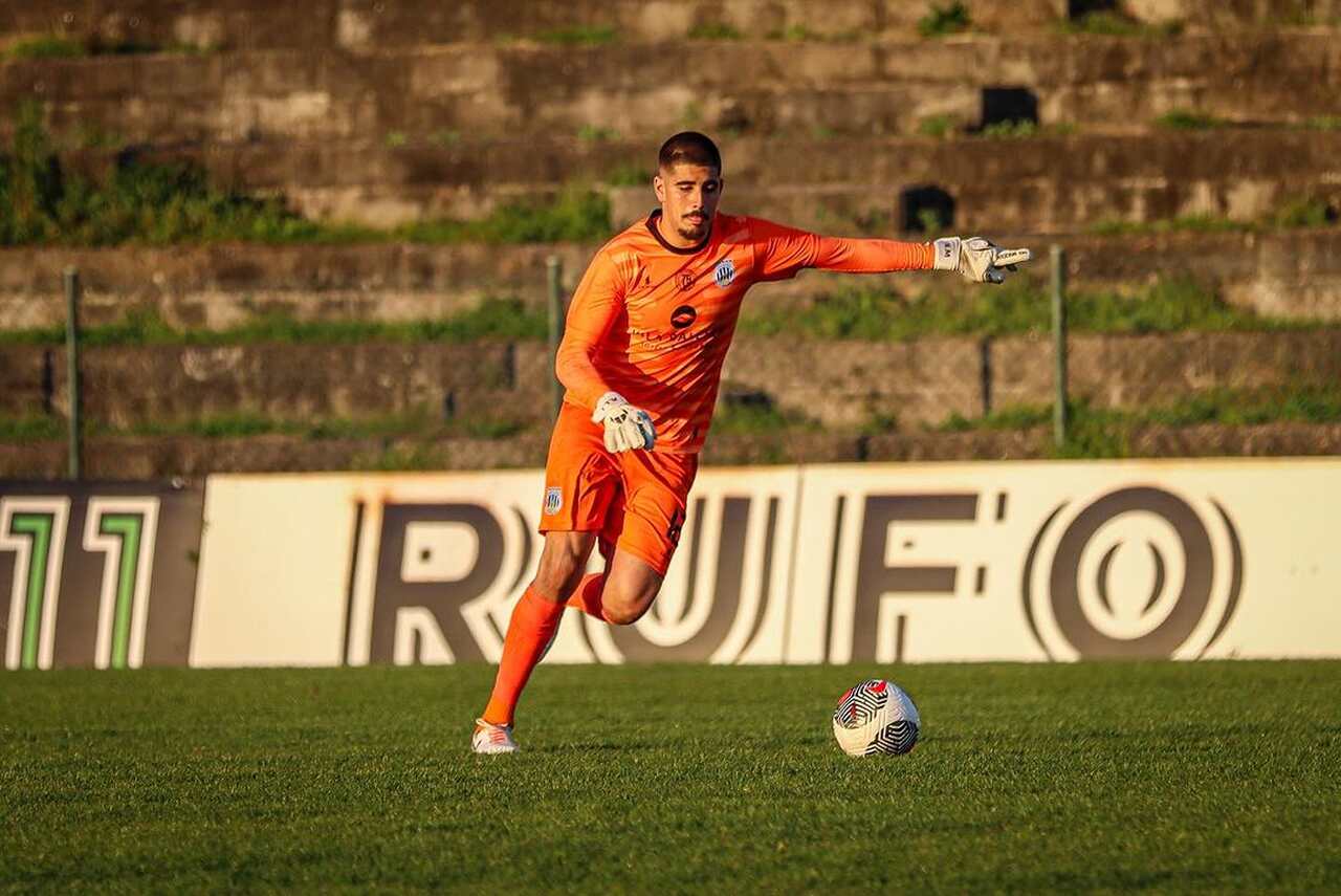 goleiro-ex-corinthians-destaca-retomada-da-carreira-em-portugal-futebol-latino-capa