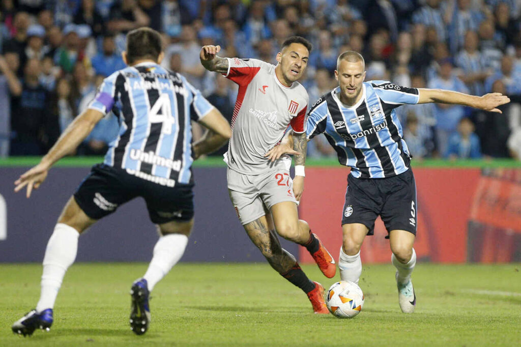 gremio-estudiantes-futebol-latino-libertadores