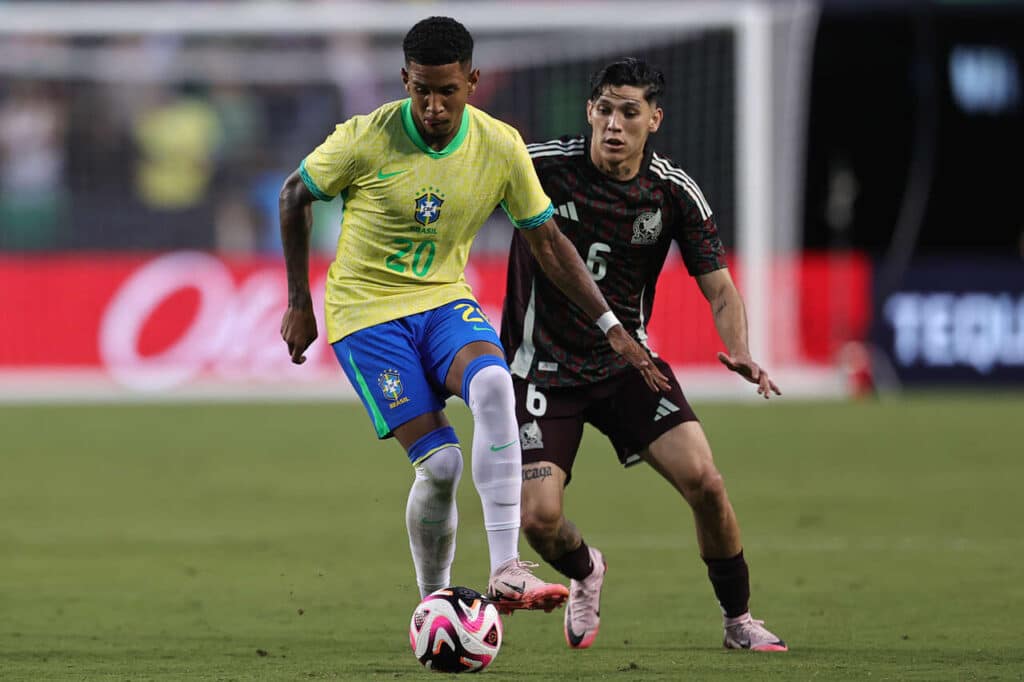 mexico-brasil-futebol-latino-interna