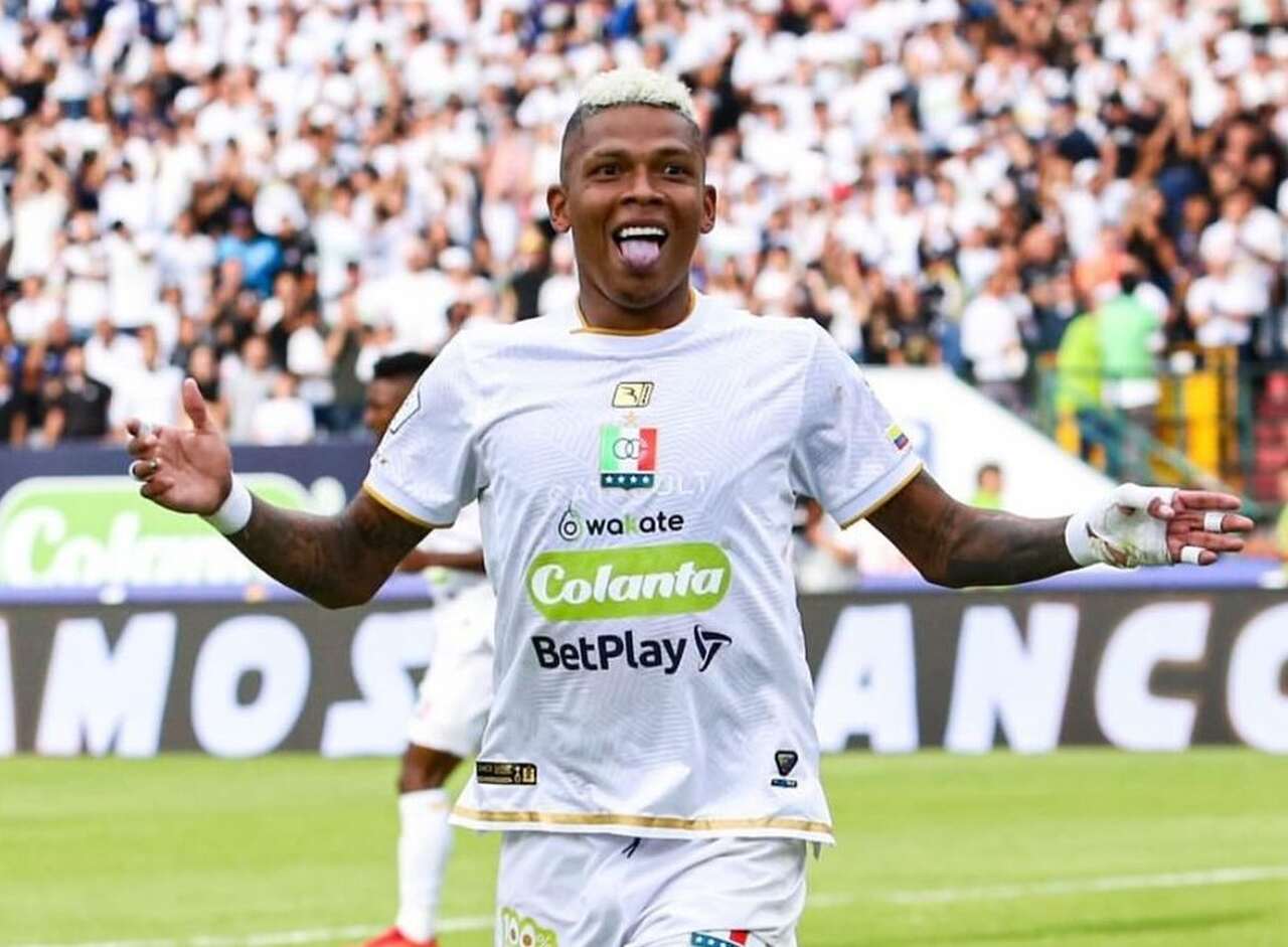 billy-arce-se-aproxima-de-virar-reforco-do-santos-futebol-latino