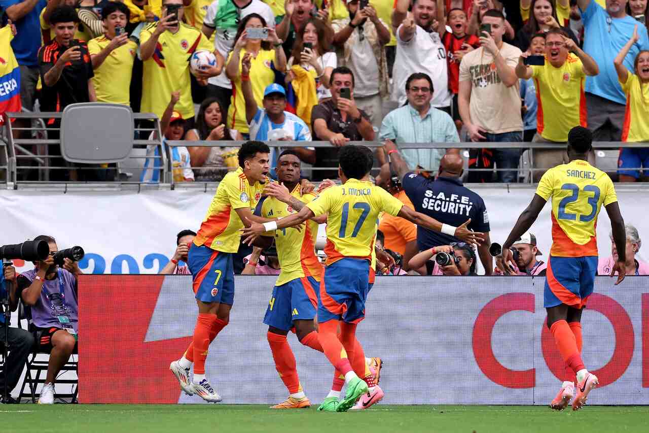 colombia-panama-copa-america-futebol-latino-comemoracao