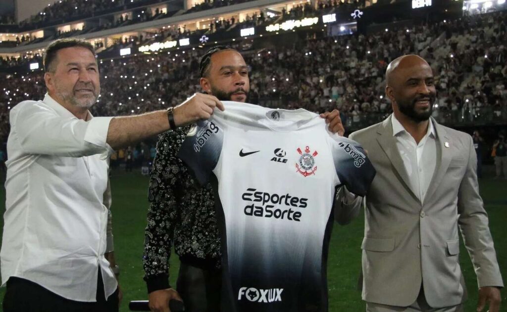 corinthians-e-memphis-tem-contrato-com-clausula-de-rebaixamento-futebol-latino