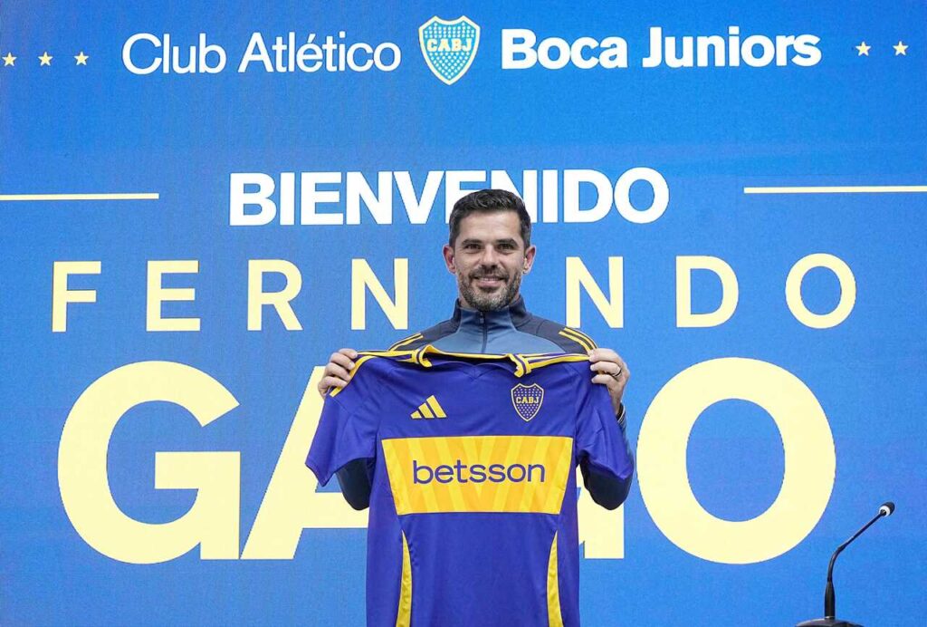 boca-juniors-apresenta-oficialmente-seu-novo-tecnico-futebol-latino