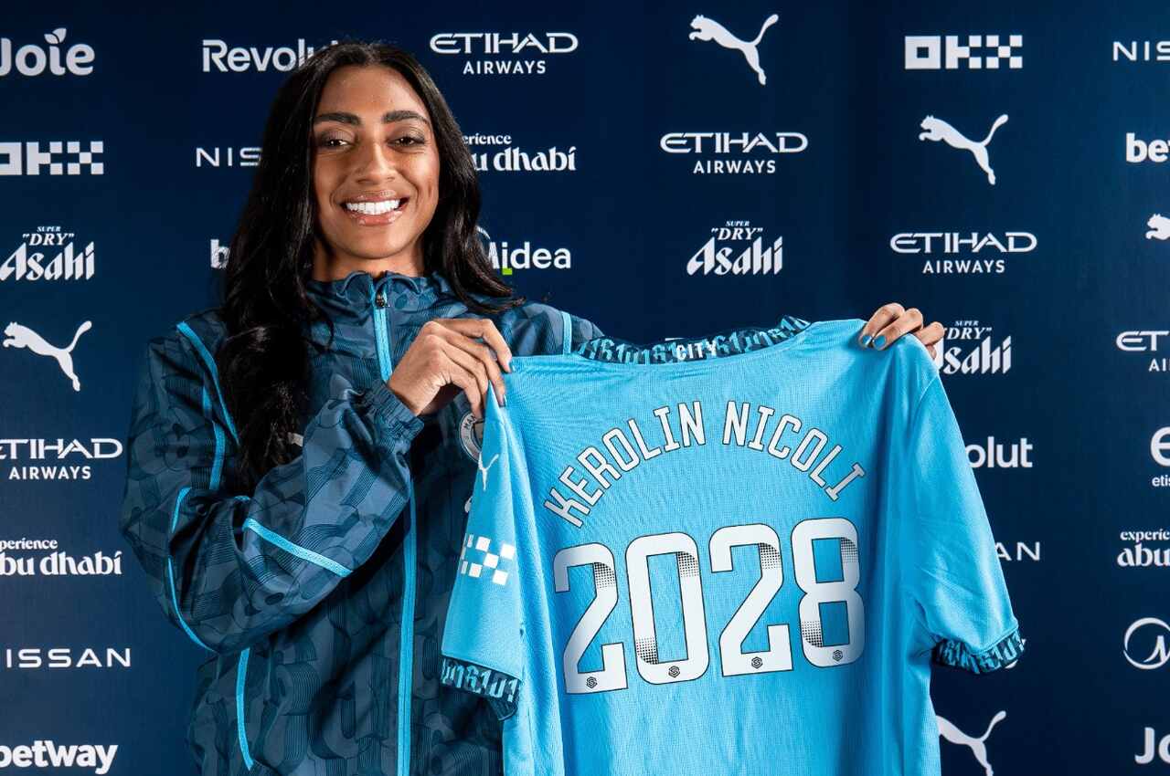 atacante-de-selecao-brasileira-kerolin-e-contratada-pelo-manchester-city-futebol-latino