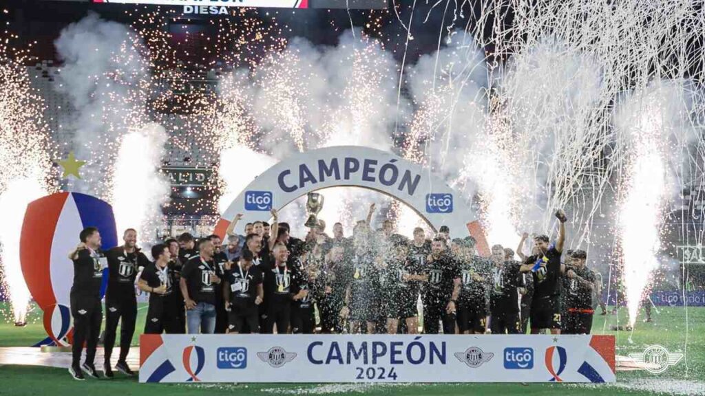 libertad-bate-olimpia-e-conquista-a-supercopa-do-paraguai-futebol-latino