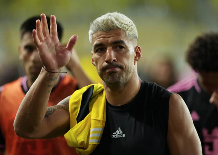 suarez-trata-como-muito-dificil-chegada-de-neymar-ao-inter-miami-futebol-latino