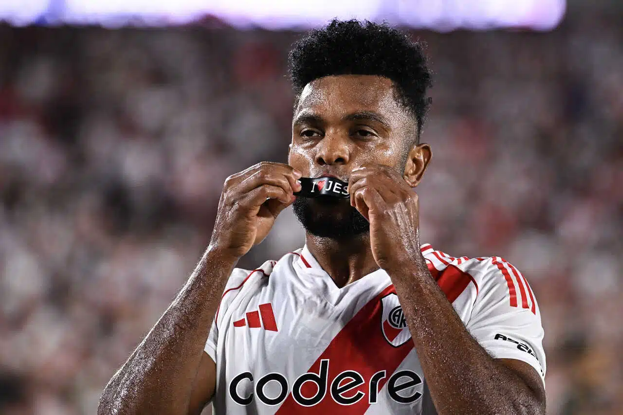 borja-se-aproxima-do-top-3-em-artilharia-no-river-plate-futebol-latino