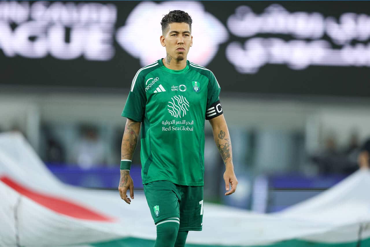 firmino-e-retirado-de-inscritos-do-al-ahli-no-campeonato-saudita-futebol-latino