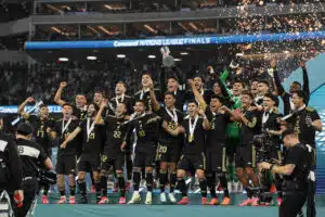 mexico-supera-panama-e-conquista-titulo-inedito-na-concacaf-futebol-latino