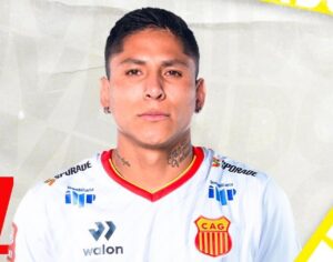 carrasco-do-brasil-em-copa-america-volta-ao-futebol-peruano-futebol-latino