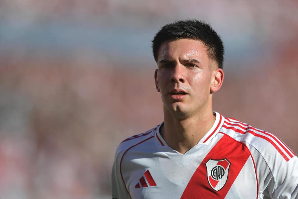real-madrid-teria-vetado-ideia-de-contratar-joia-do-river-plate-futebol-latino